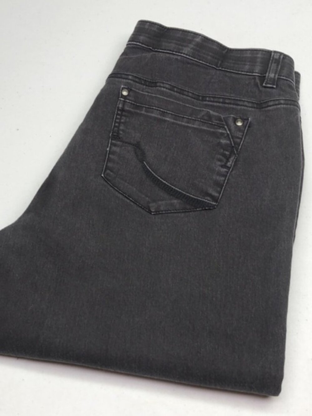 REITMANS BLACKWASH FLARE BOOT JEANS 11/32x31 ⭐️